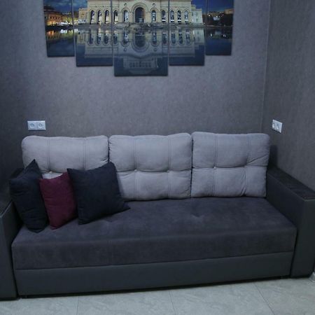 יירבאן "Royal" Apartment #01 מראה חיצוני תמונה