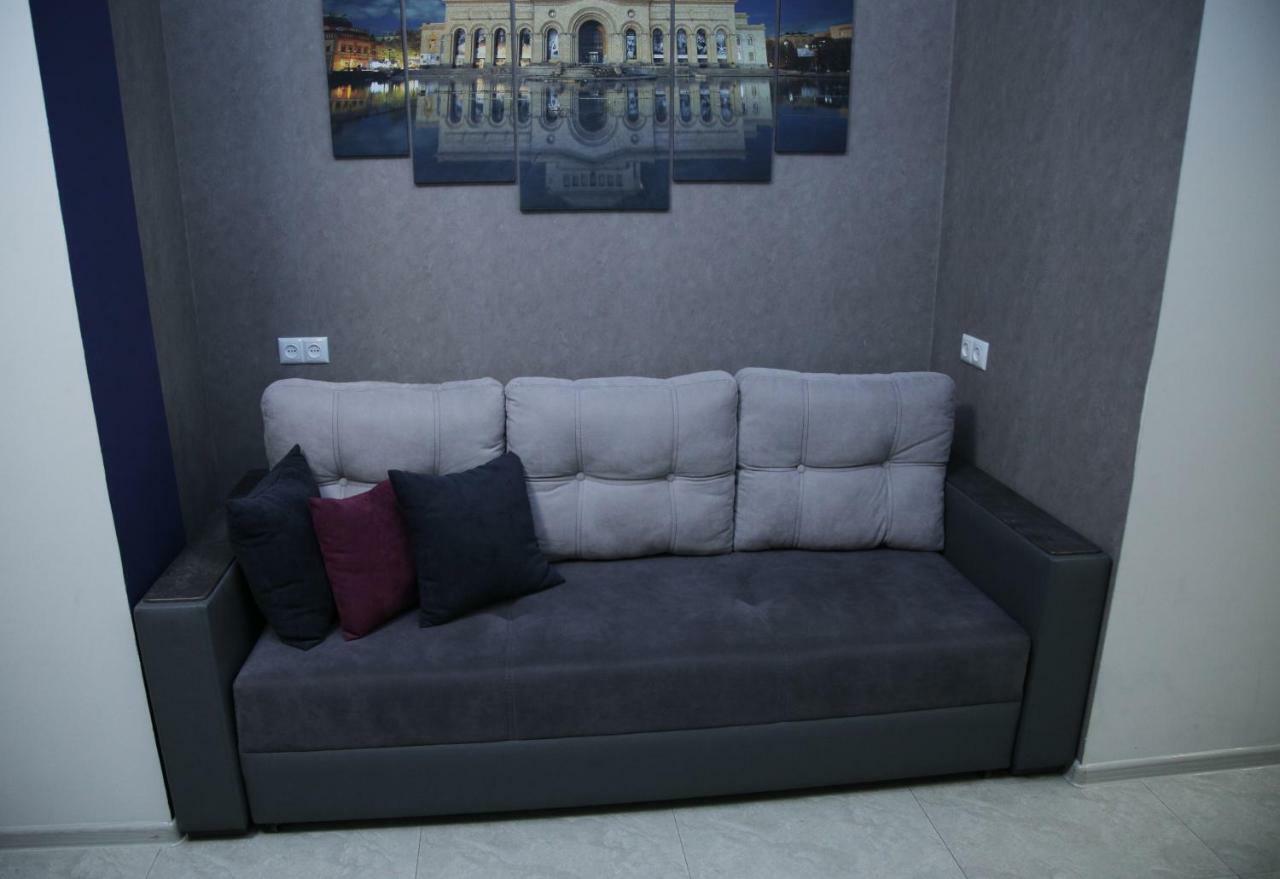 יירבאן "Royal" Apartment #01 מראה חיצוני תמונה