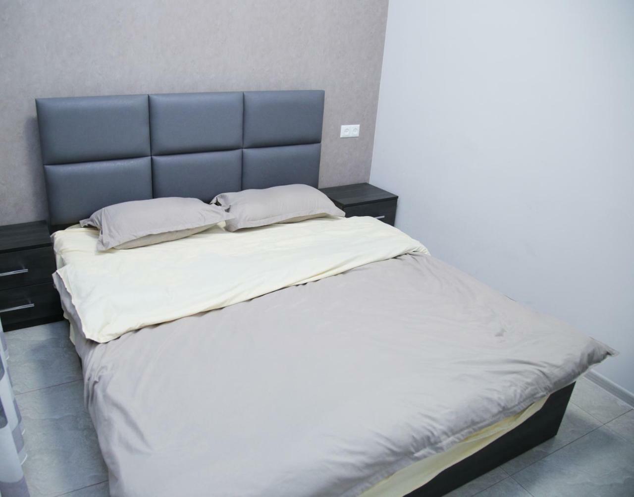 יירבאן "Royal" Apartment #01 מראה חיצוני תמונה